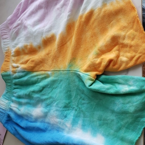 Wild Fable™ High-Rise Fleece Bermuda Shorts in Tie-Dye Size XS - Picture 7 of 9